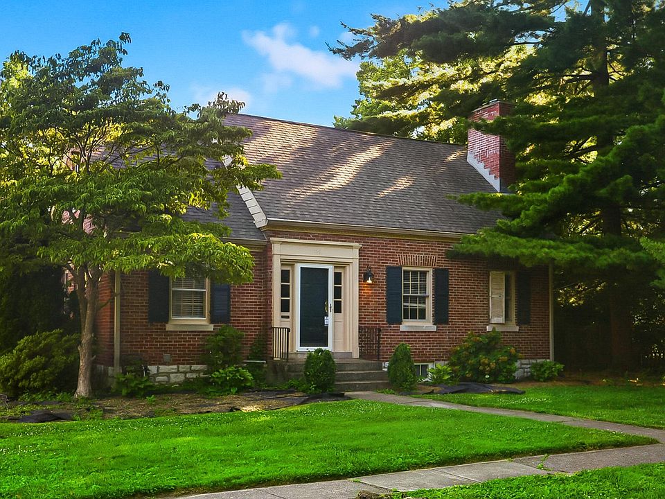 1st image of 129 Barberry Ln