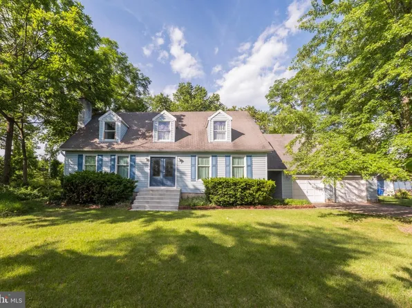 500 Zeisner Ave, Riverton, NJ 08077