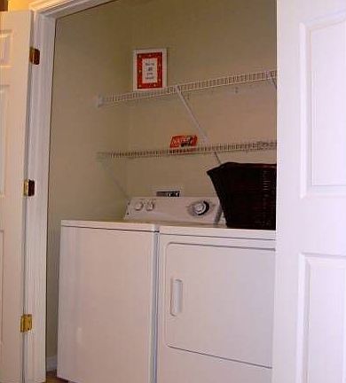 Full Size Washer/Dryer