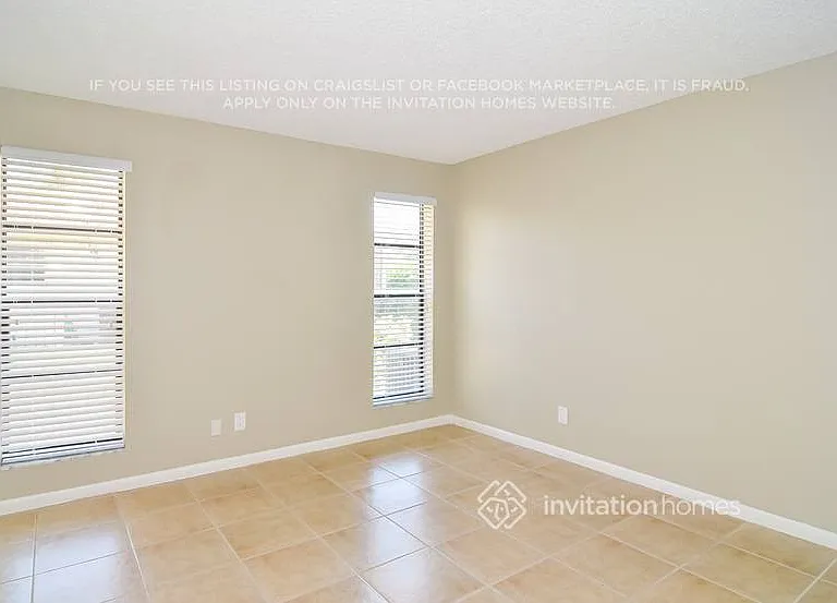 10048 NW 20th St — Photo 8