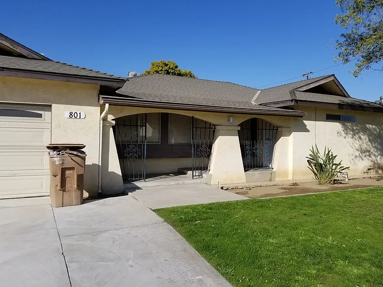 801 Piute St — Photo 1