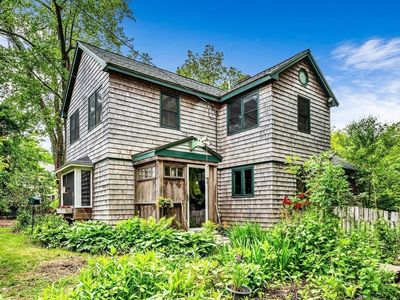 6 Forest Grove Ave, Norfolk, MA, 02056