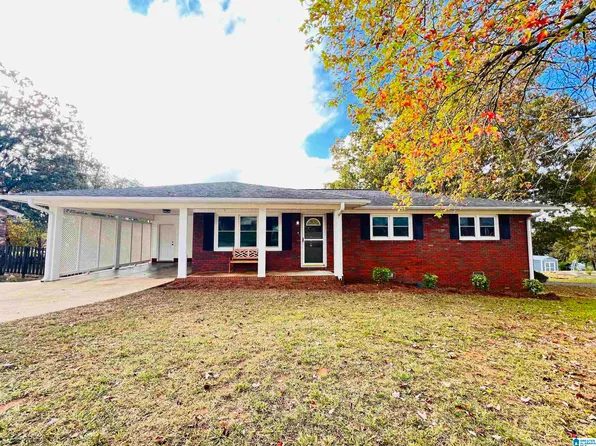 1418 Clairmont Dr, Weaver, AL 36277