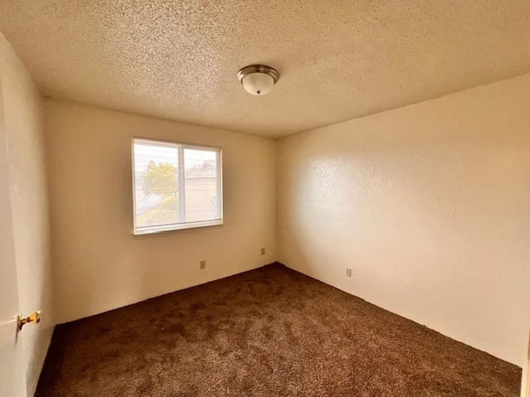 77287 Highway 101 — Photo 13