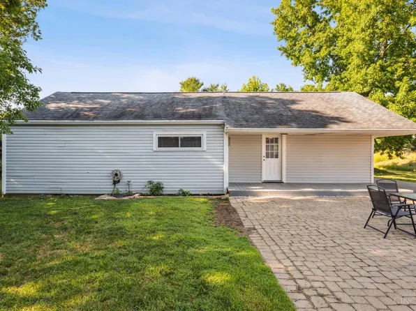 1062 Locust Corner Rd, Cincinnati, OH 45245