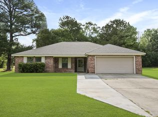 3 Hemingway Dr, Sumrall, MS 39482