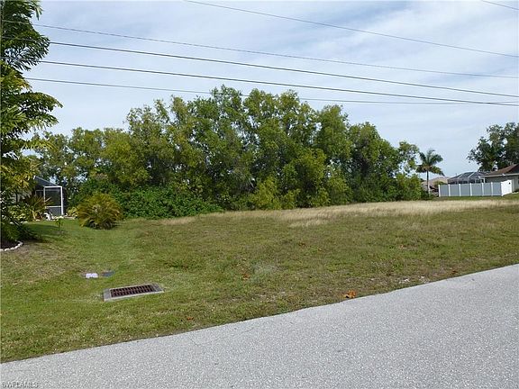 3rd image of 301 SE 2nd St