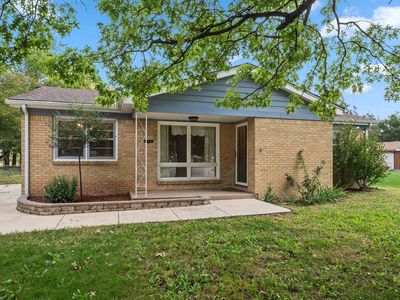 400 Alexander Dr, Haysville, KS, 67060