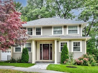 15 Pleasant St, Wellesley, MA 02482