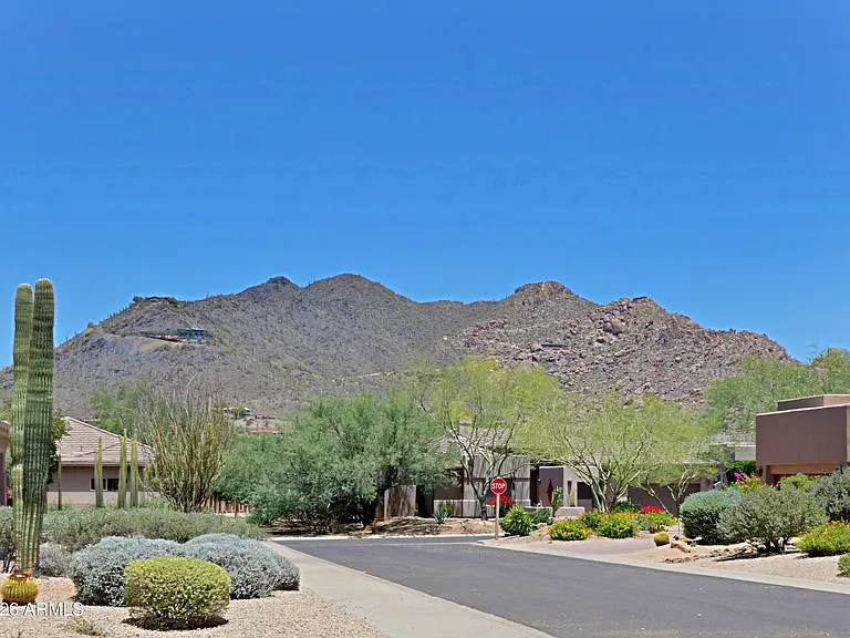 34106 N 66th Way — Photo 3