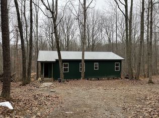 908 Walker Rd, Hampshire, TN 38461