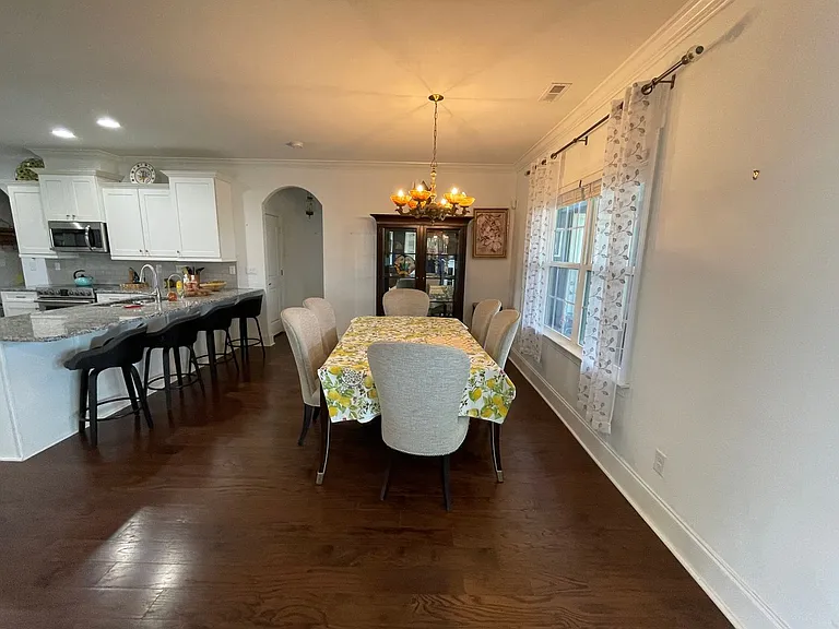 1351 Ogelthorp Dr NW — Photo 7