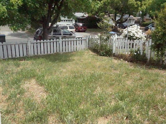 3rd image of 3179 Durant Ave