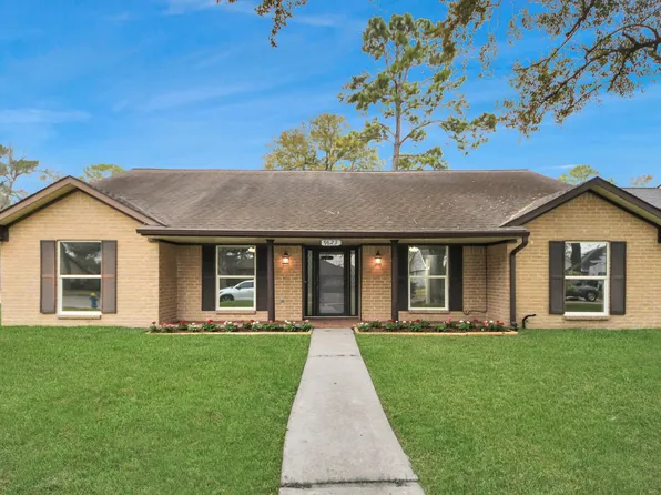 9623 Hearthwood Dr, Houston, TX 77040