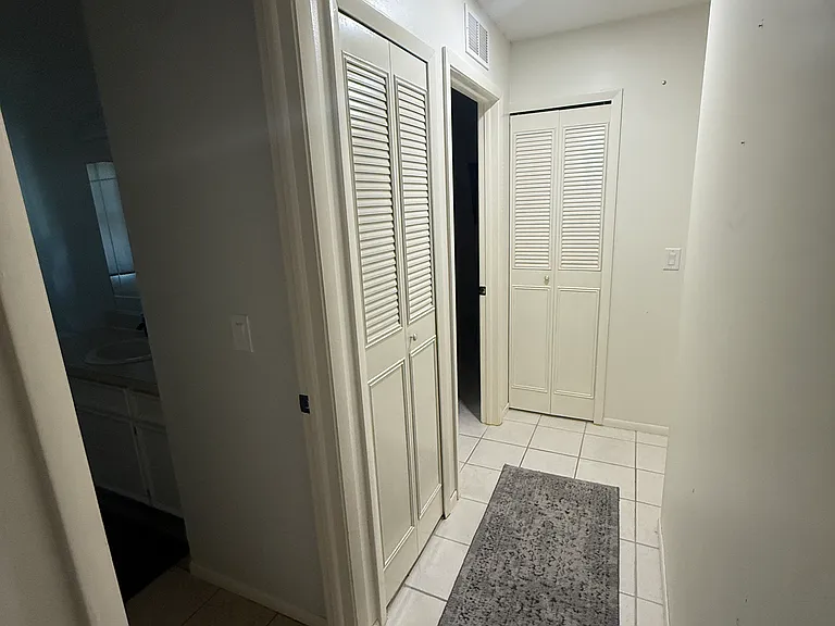 1403 Sparrow St #C — Photo 2