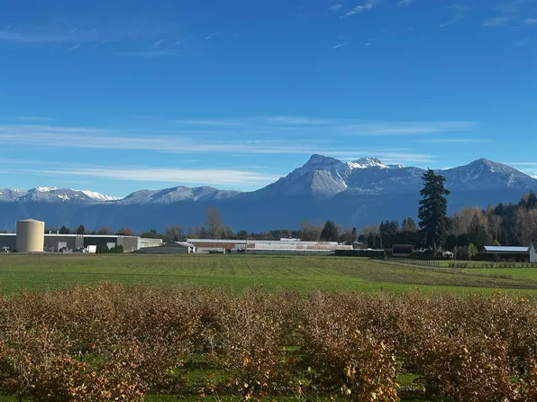 10254 Wedgewood Dr, Chilliwack, BC V2P 6B9