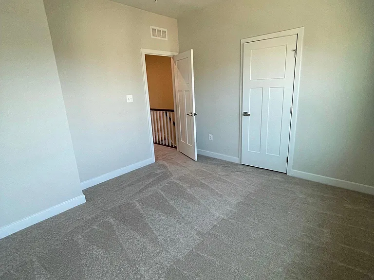 8666 Shady Pines Dr — Photo 39