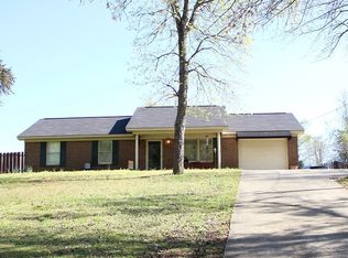 300 Beechwood Dr, Killen, AL 35645