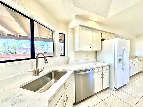 5th image of 4100 E Pontatoc Canyon Dr