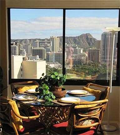 Dining Area with Diamond Head view