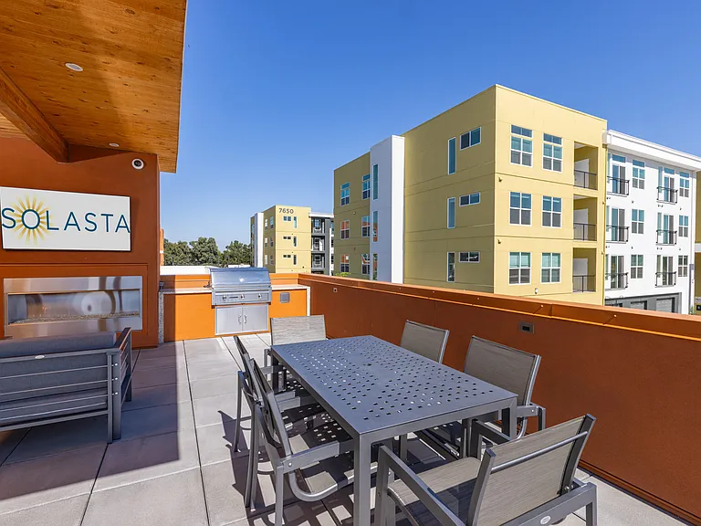 Solasta Luxury Apartments — Photo 23