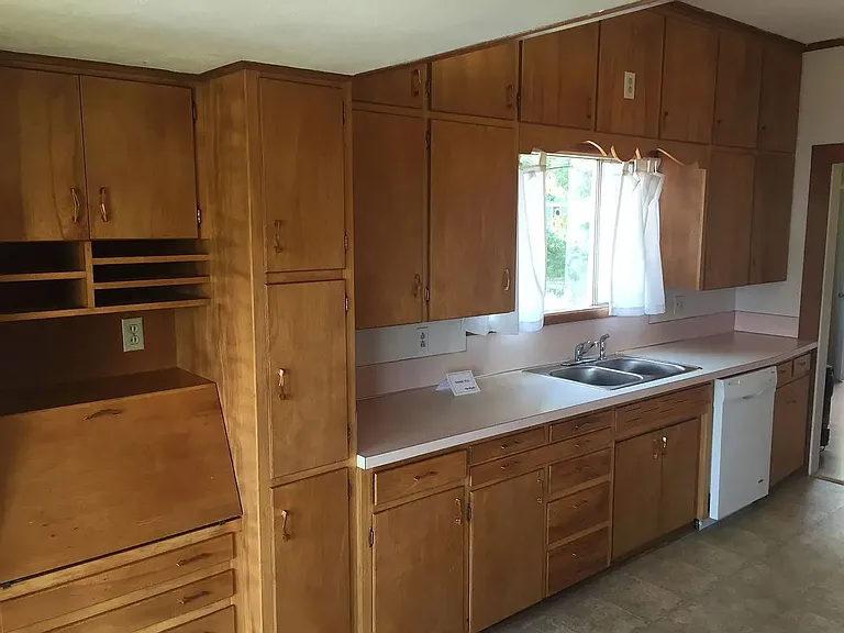 634 Calapooia St SW — Photo 5