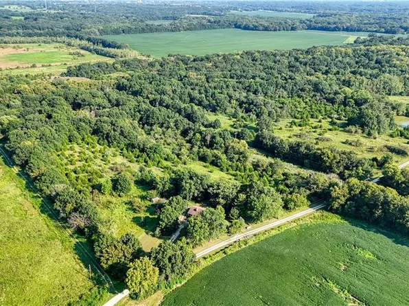 730 NE 250th Rd, Knob Noster, MO 65336