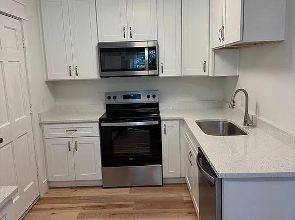 1200 Shoreline Dr APT 312, Gulf Breeze, FL 32561