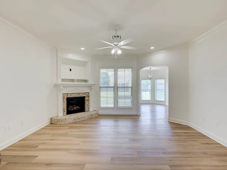 525 Chinquipin Dr — Photo 16