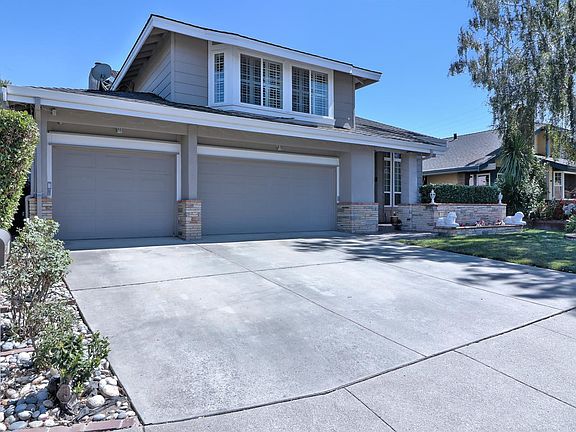 3rd image of 380 Chargin Dr