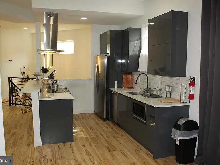 3017 Ridge Ave #A — Photo 12