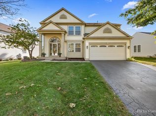 2347 Nantucket Ln, Elgin, IL 60123