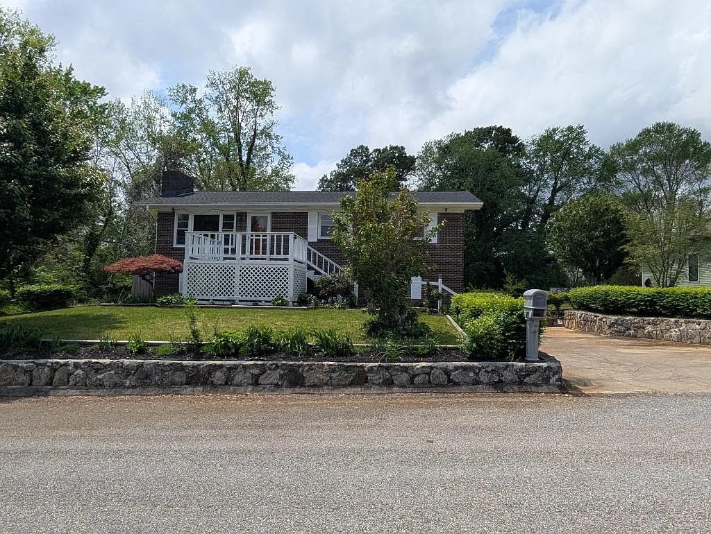 505 N Stanwood Ln — Photo 2