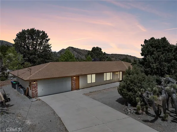 7370 Scrub Oak Dr, Wrightwood, CA 92397