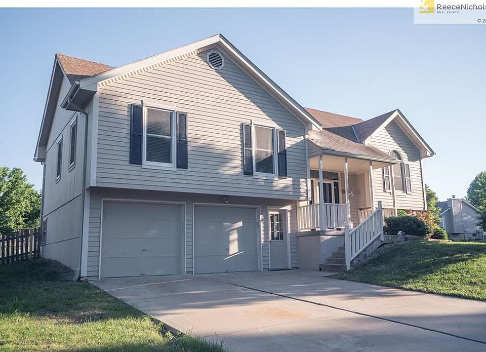 1st image of 1517 NE Harvest Ln