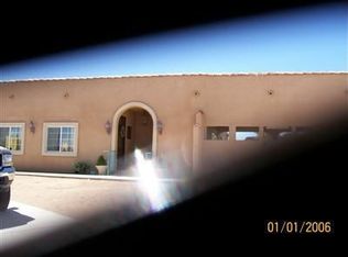 7075 Oak Hill Rd, Oak Hills, CA 92344