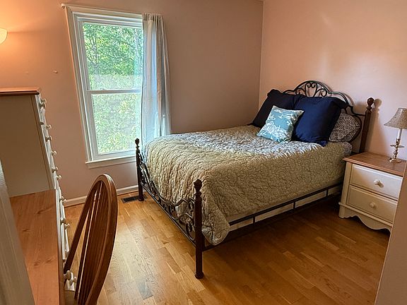 5th image of 338 Westfield Rd