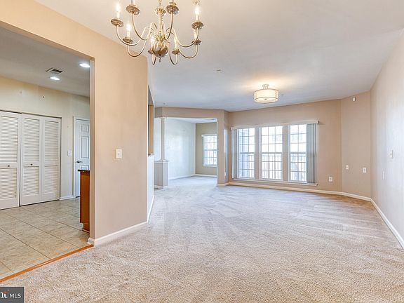 4th image of 7559 Stoney Run Dr Unit 204