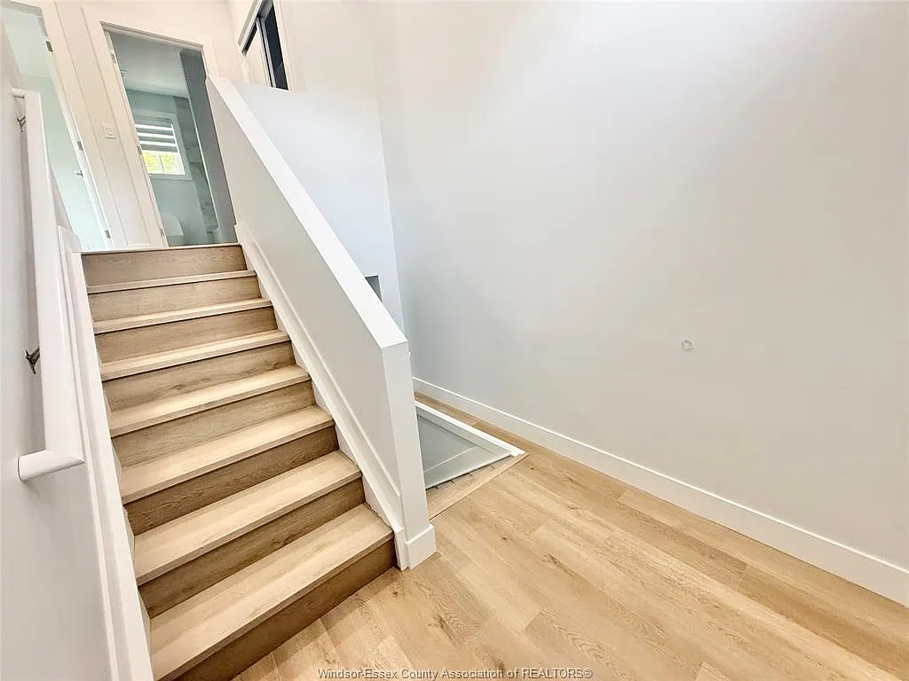 2 bed, 1.5 bath, $2,200 — Photo 4
