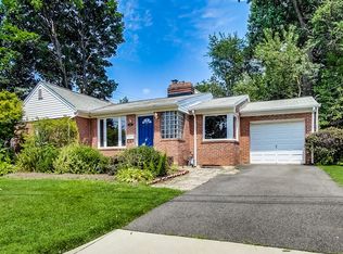 8617 Lynbrook Dr, Bethesda, MD 20814