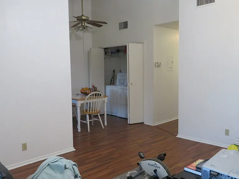 106 E 30th St #306 — Photo 24