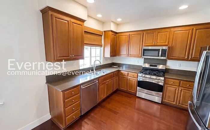 442 Topaz Ter — Photo 4