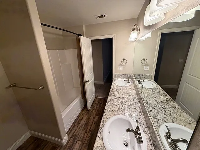 2741 E Dakota Ave — Photo 22