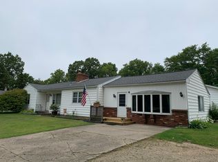 27206 Wait Rd, Sturgis, MI 49091