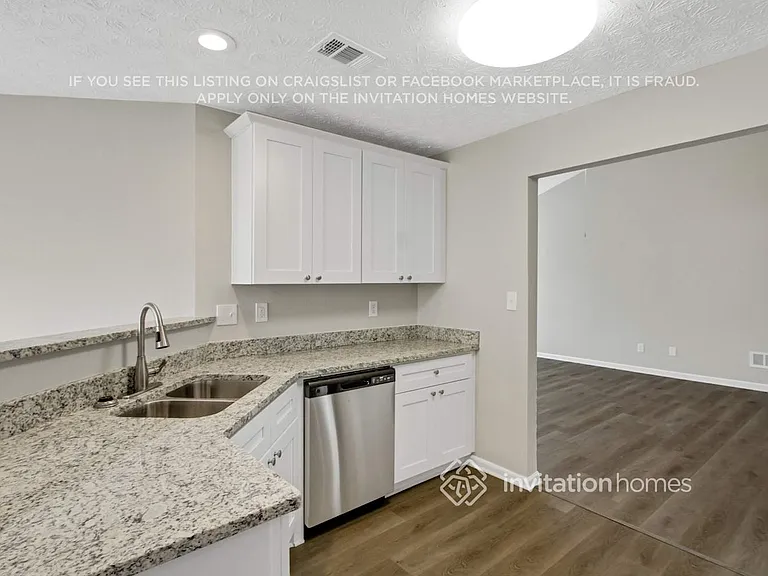 4035 Hollow Spring Trl — Photo 7