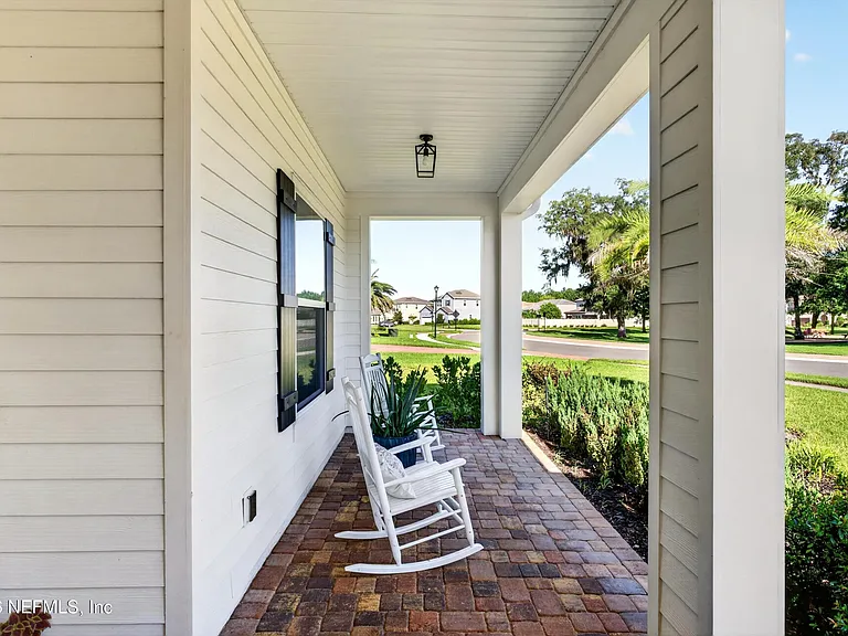 22 Azura Point — Photo 19