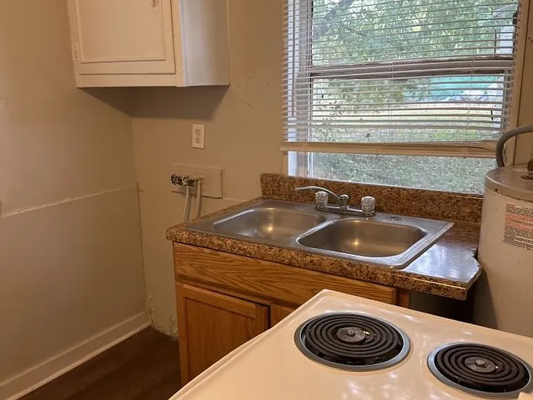 4020 Kirkland Ave — Photo 15