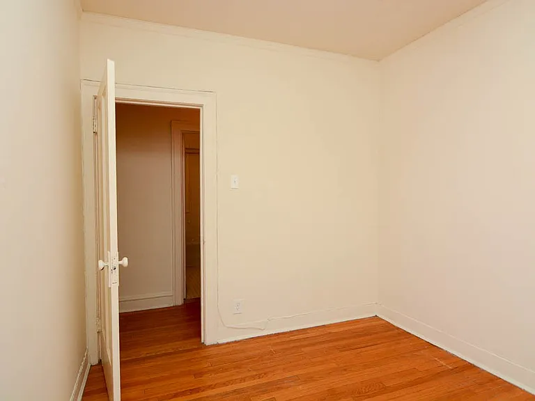 4873 N Talman Ave #3 — Photo 18
