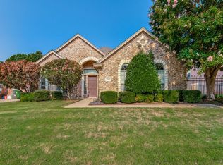 2945 Silvercrest Ln, Grapevine, TX 76051
