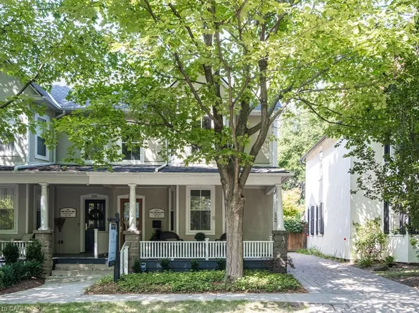297 William St, Oakville, ON L6J 1E5